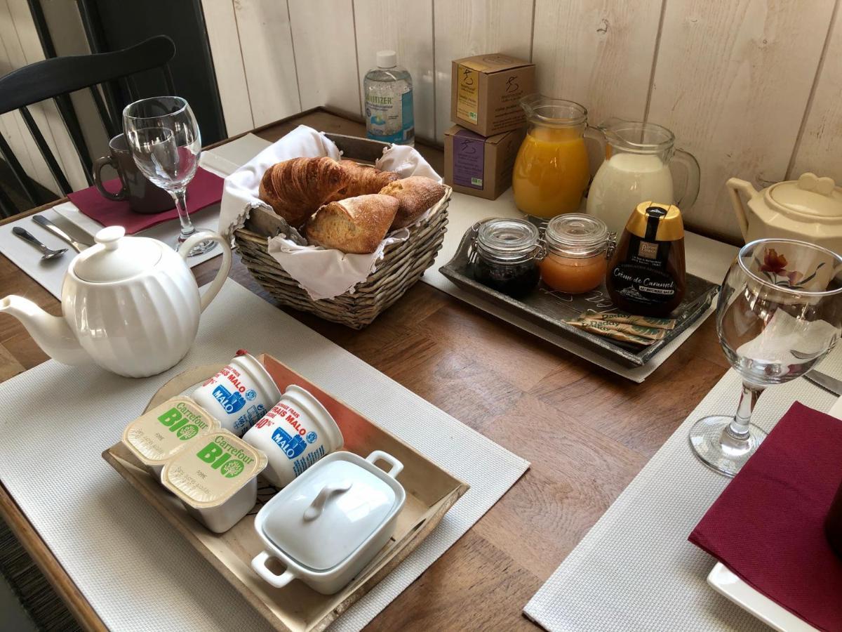 ポントルソン Le Grenier Du Jardin Bed & Breakfast エクステリア 写真